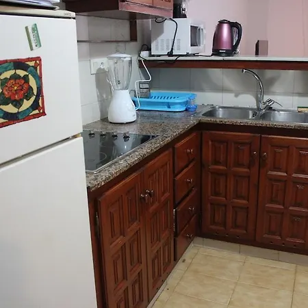 Hotel 150 Tropicana Park 3*